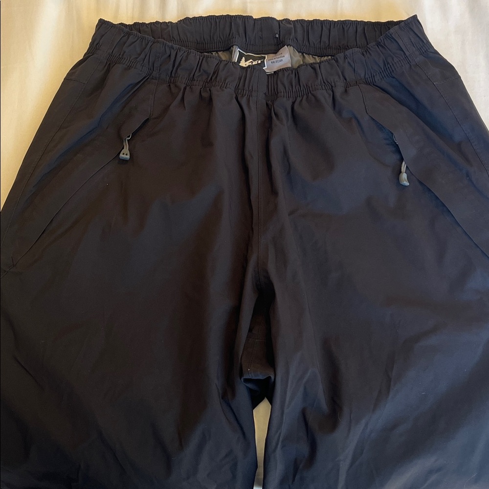 REI Black Water Resistant Pants - Picture 4 of 8